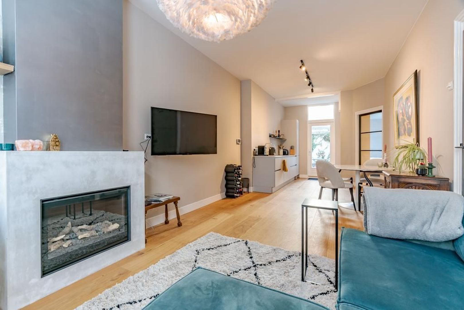 Van Egmondstraat 21 .