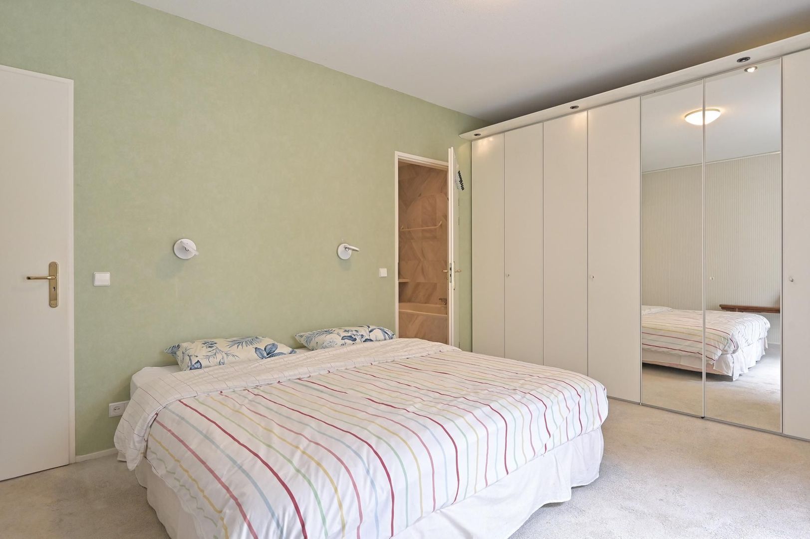 Laan van Pluymestein 24