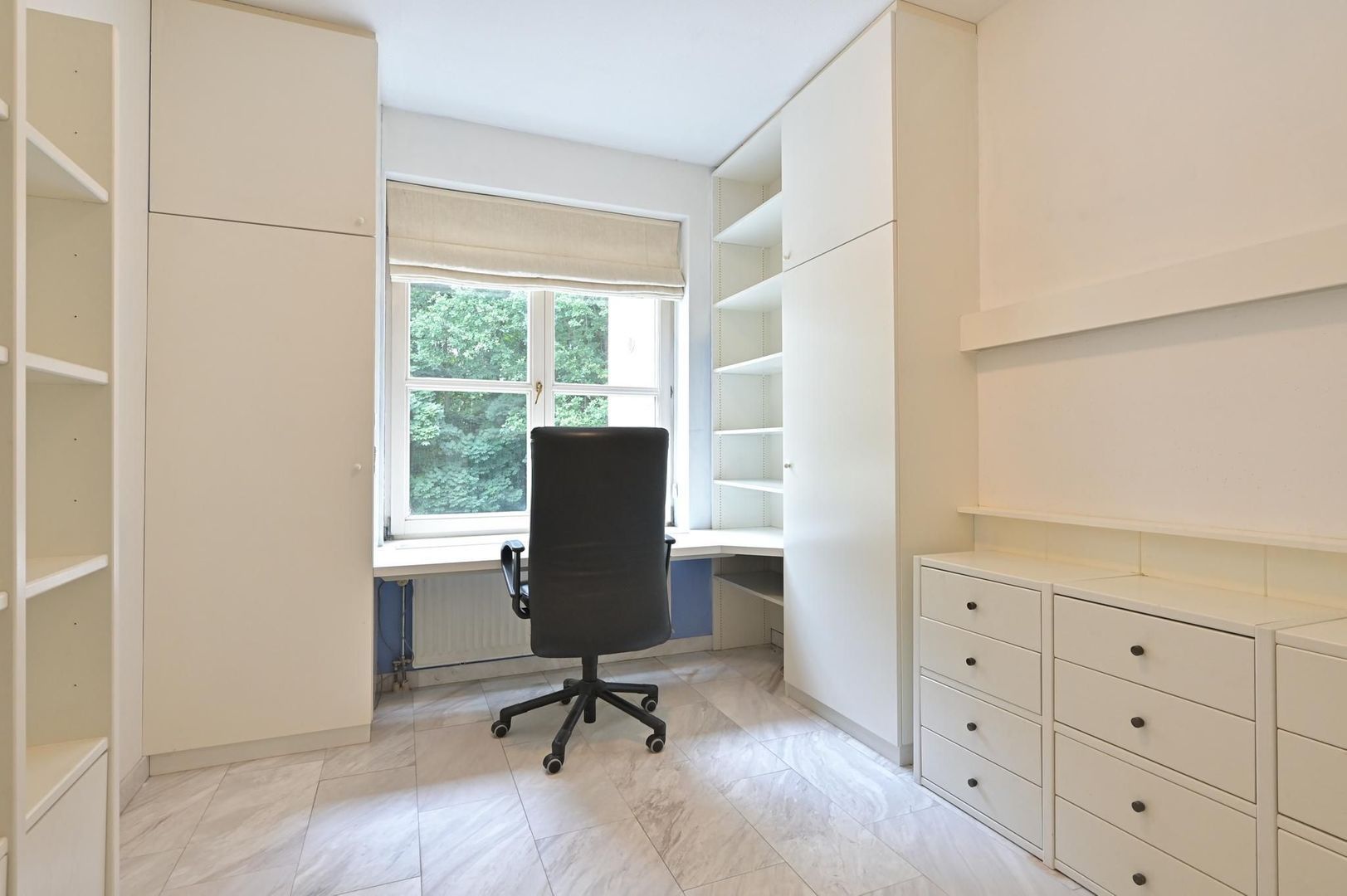 Laan van Pluymestein 24