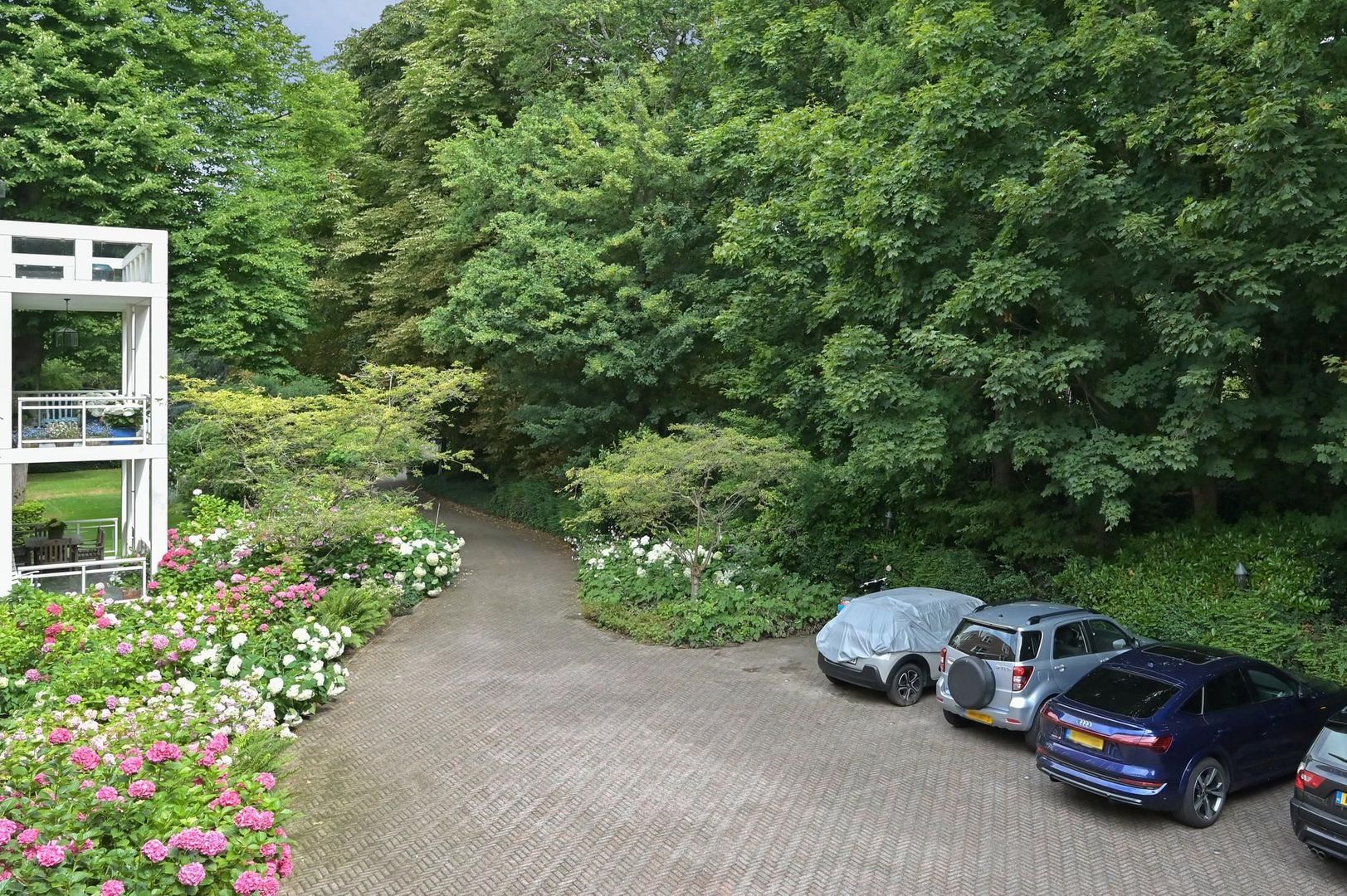 Laan van Pluymestein 24