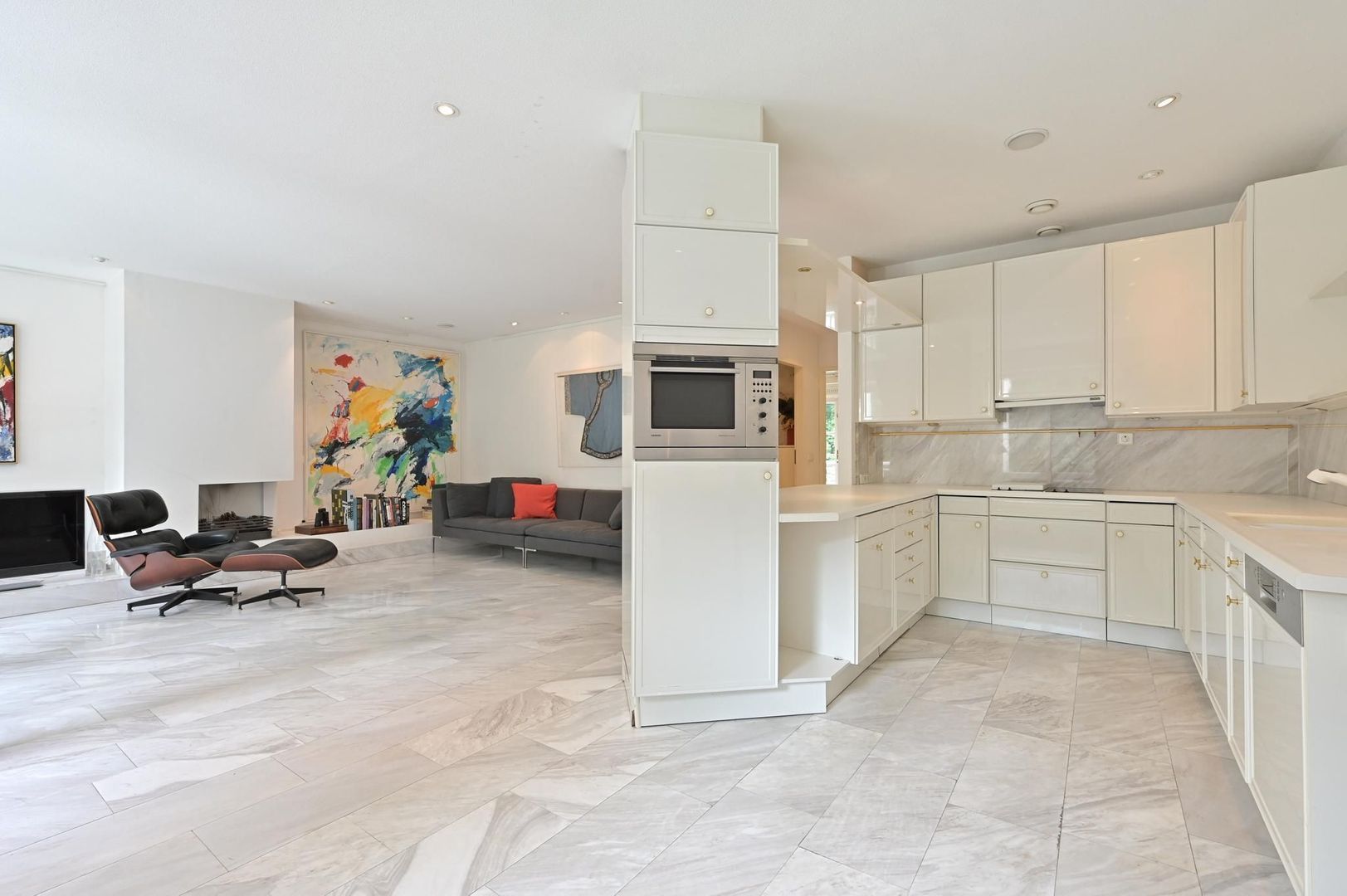 Laan van Pluymestein 24