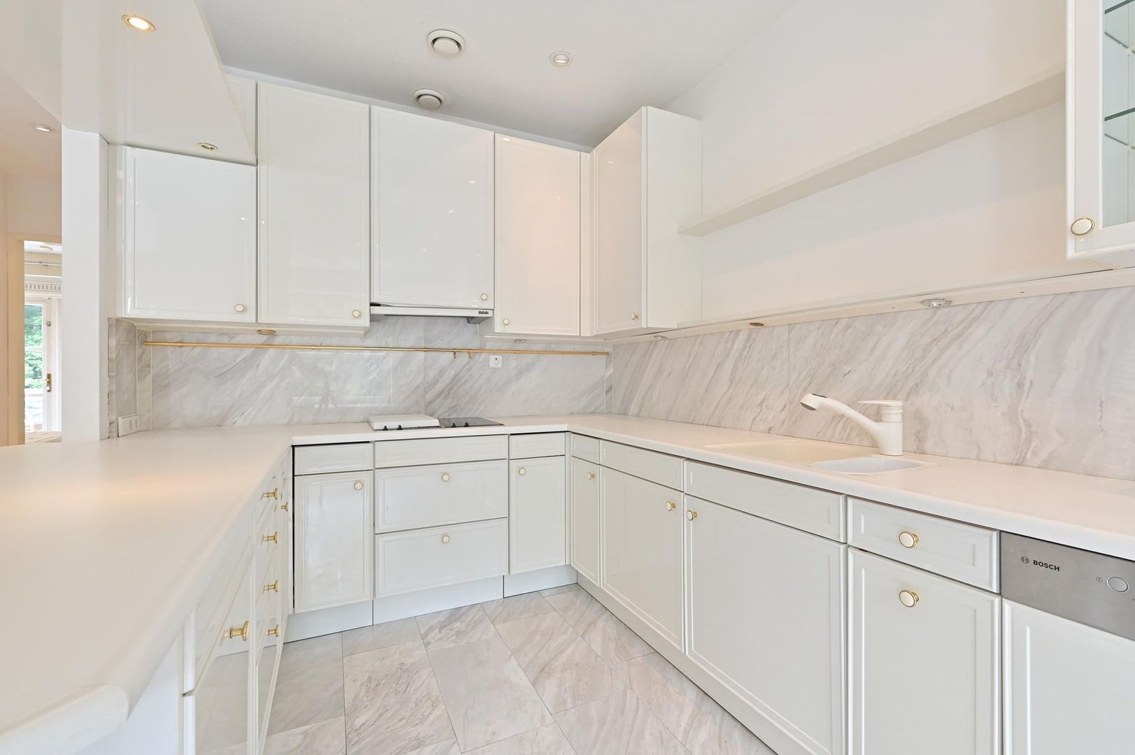 Laan van Pluymestein 24