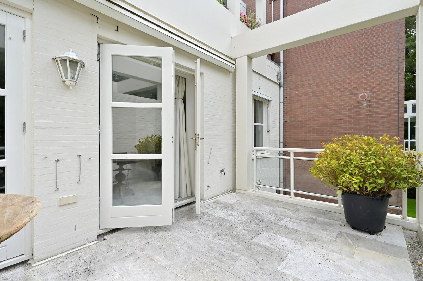 Laan van Pluymestein 24