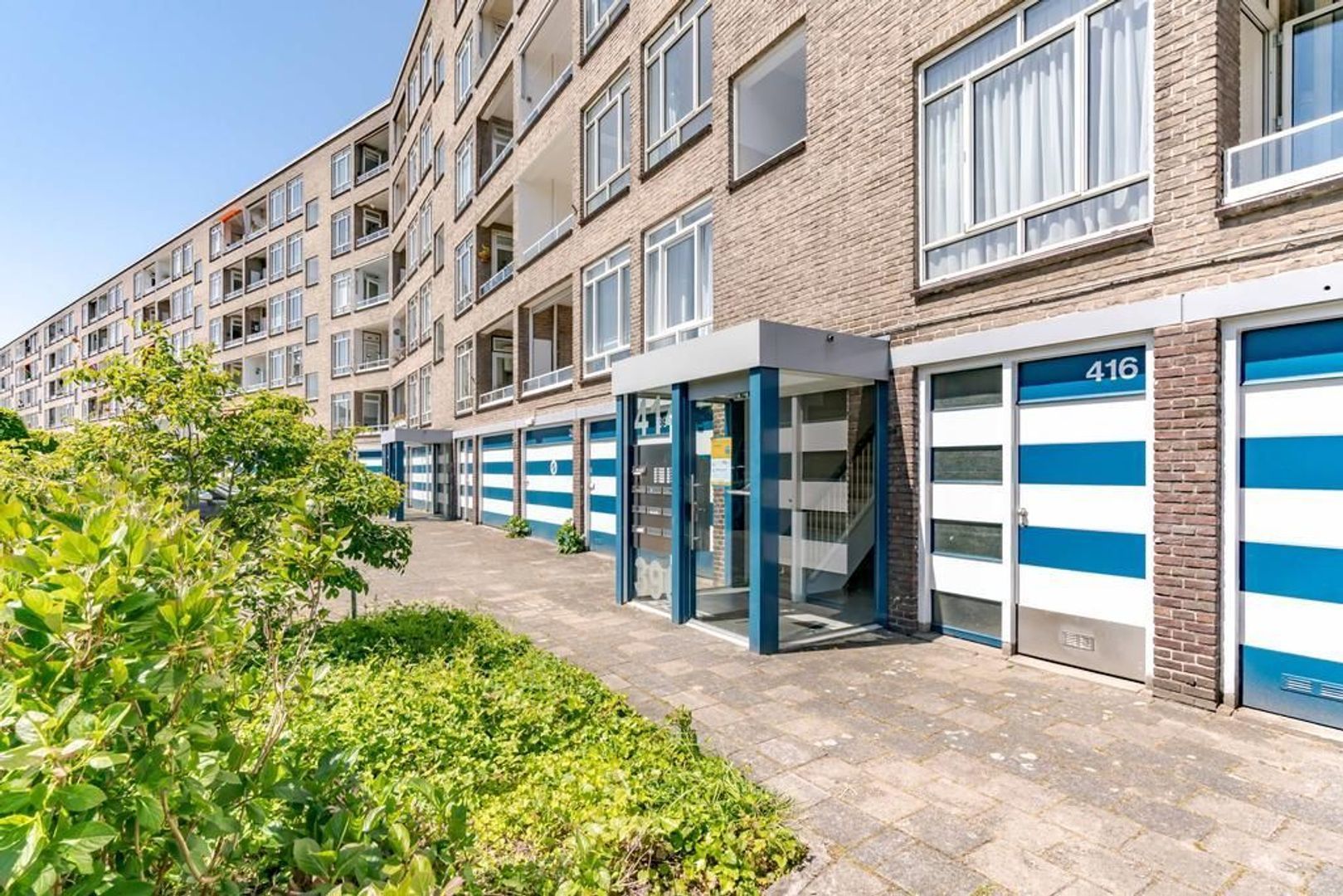 Barnsteenhorst 398 .