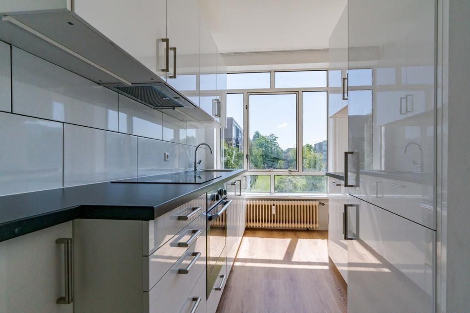 Barnsteenhorst 398 .