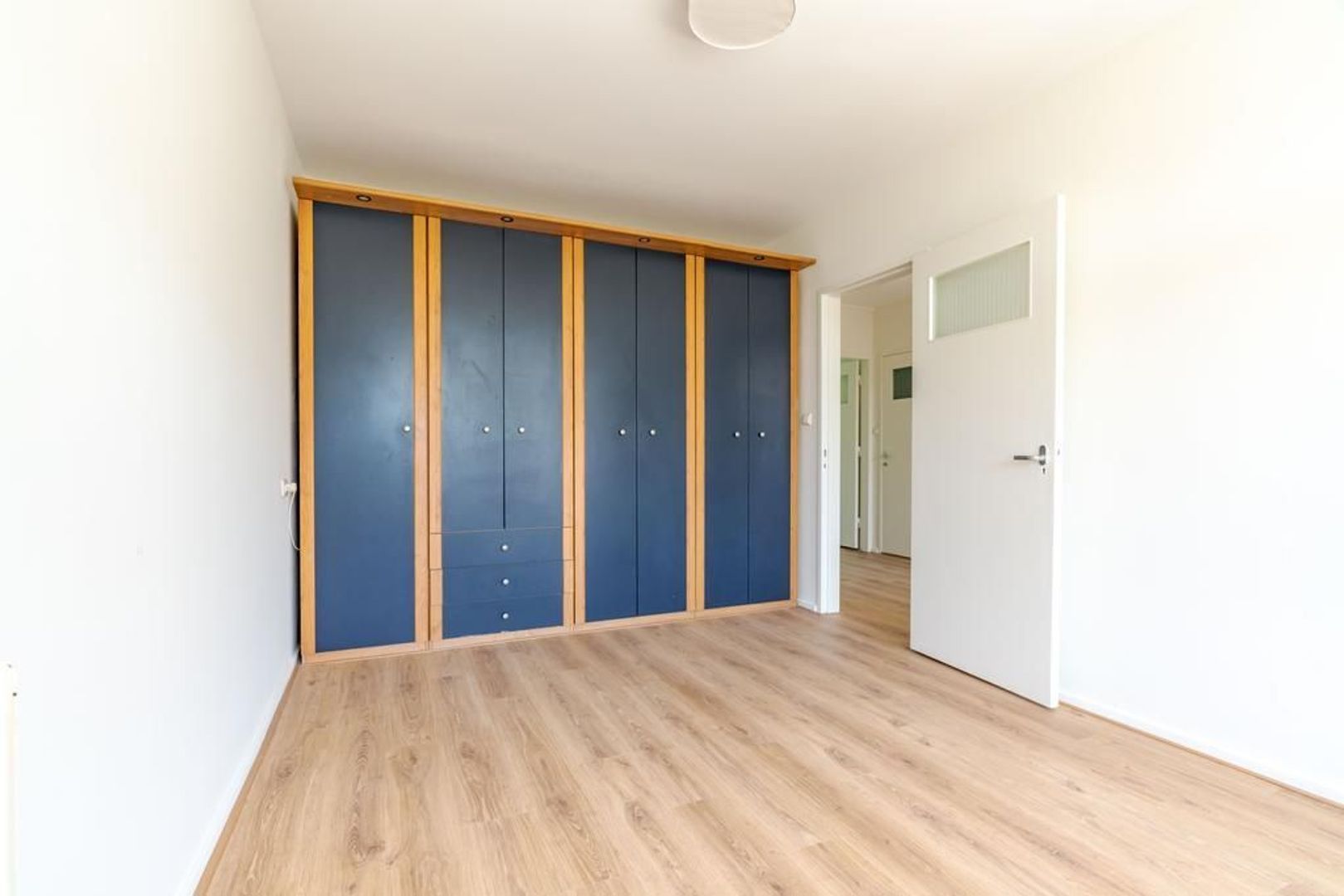 Barnsteenhorst 398 .