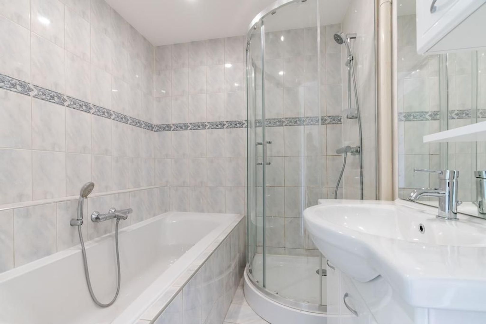 Barnsteenhorst 398 .