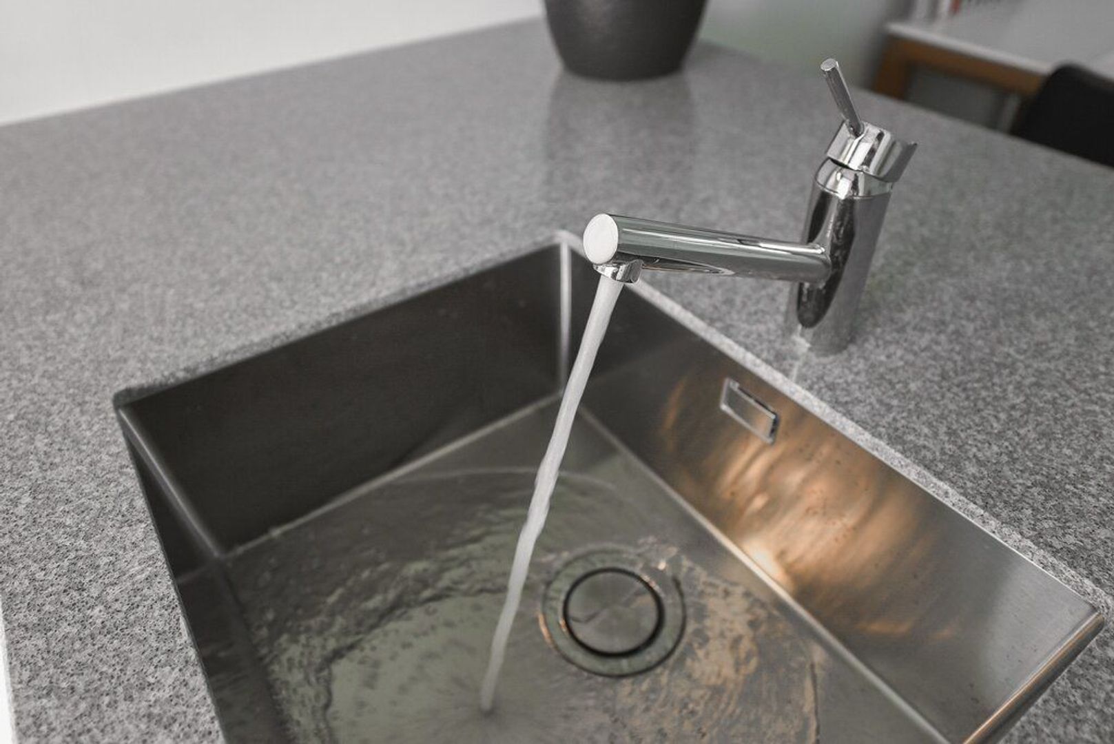 Weissenbruchstraat 146 .