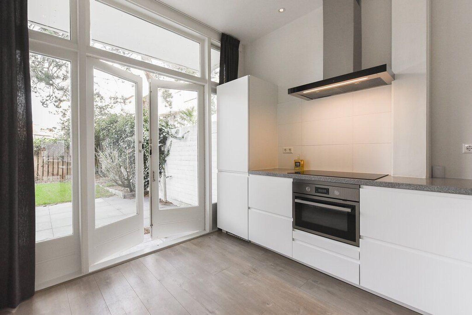 Weissenbruchstraat 146 .