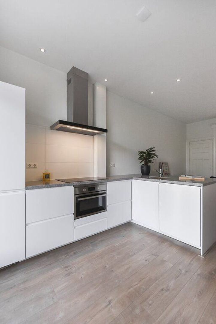 Weissenbruchstraat 146 .