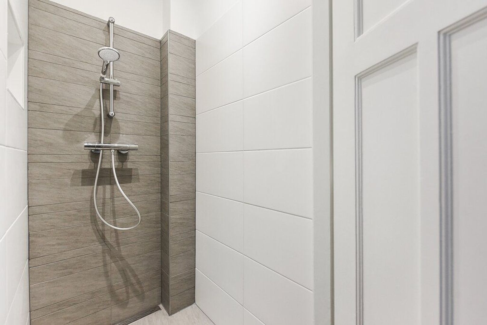 Weissenbruchstraat 146 .