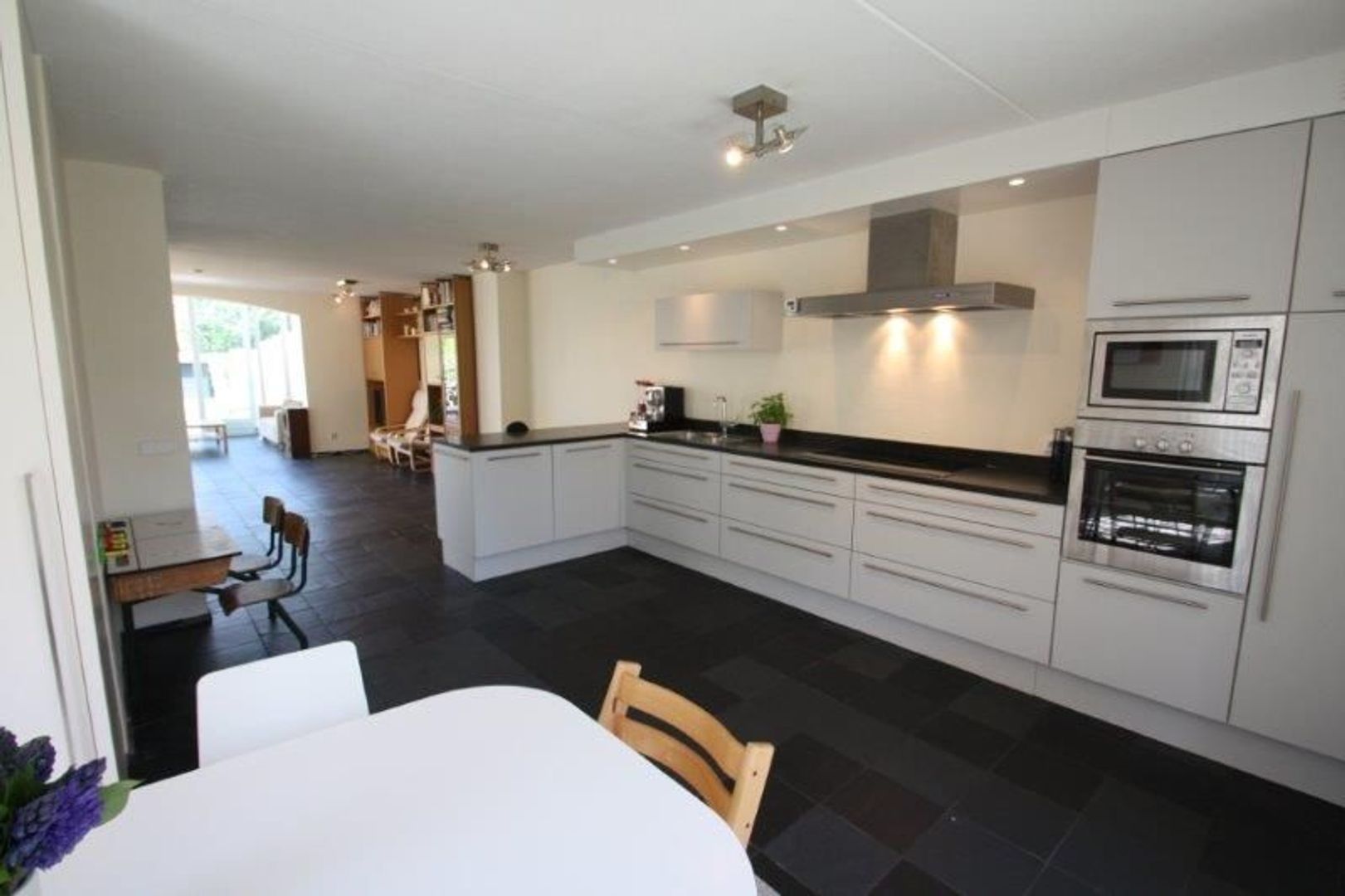 Van Brienenlaan 20 .