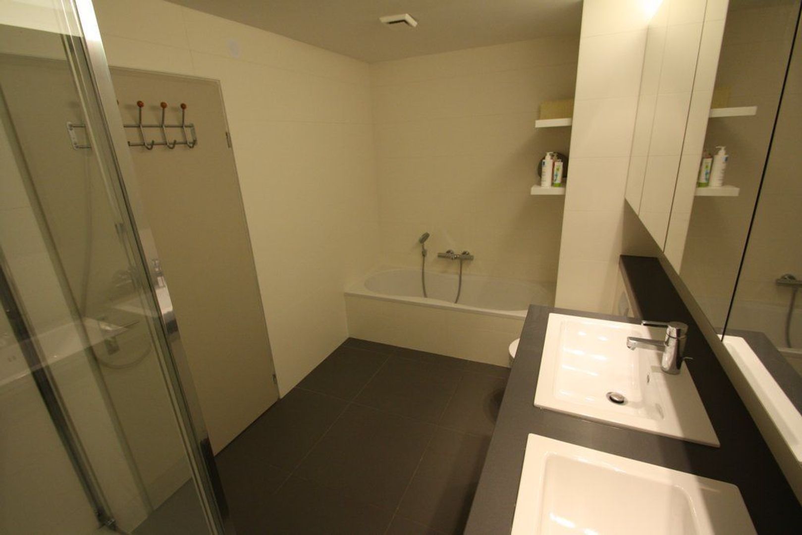 Van Brienenlaan 20 .