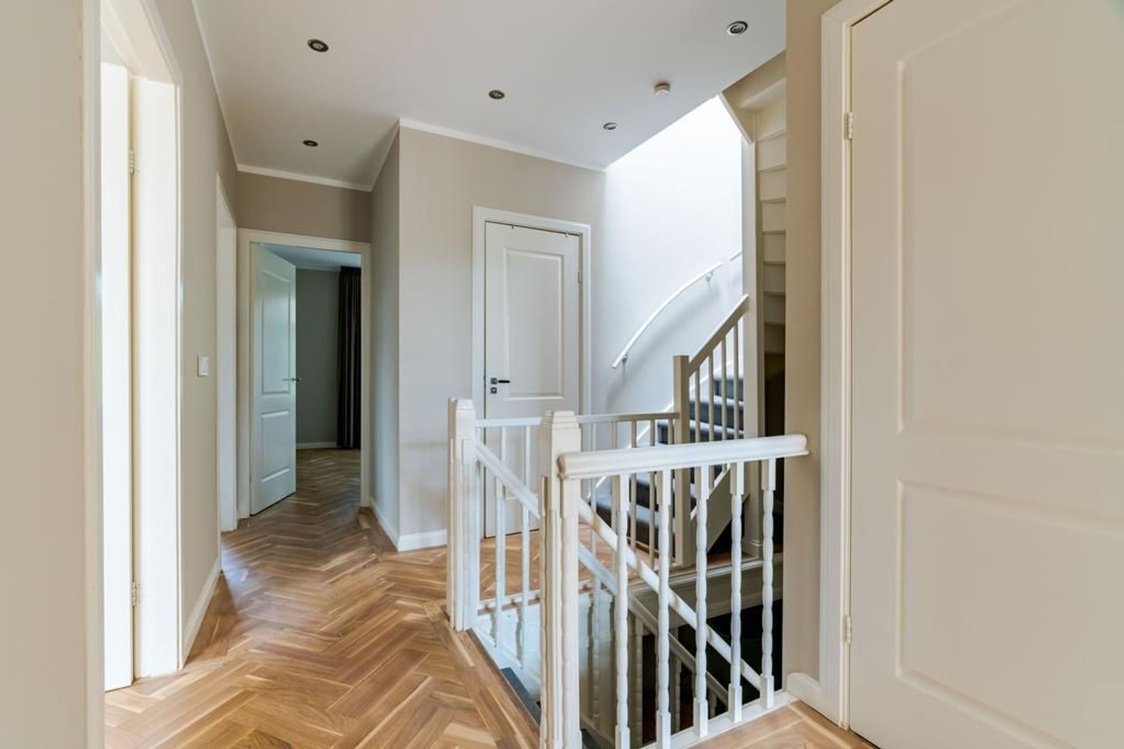 Stuyvesantstraat 253 .