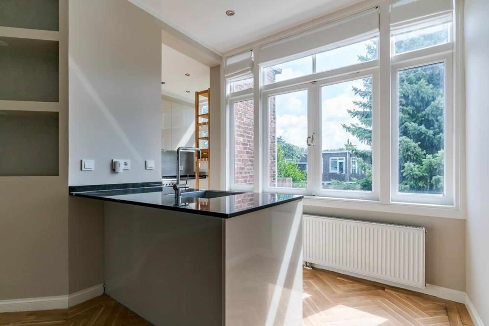 Stuyvesantstraat 253 .