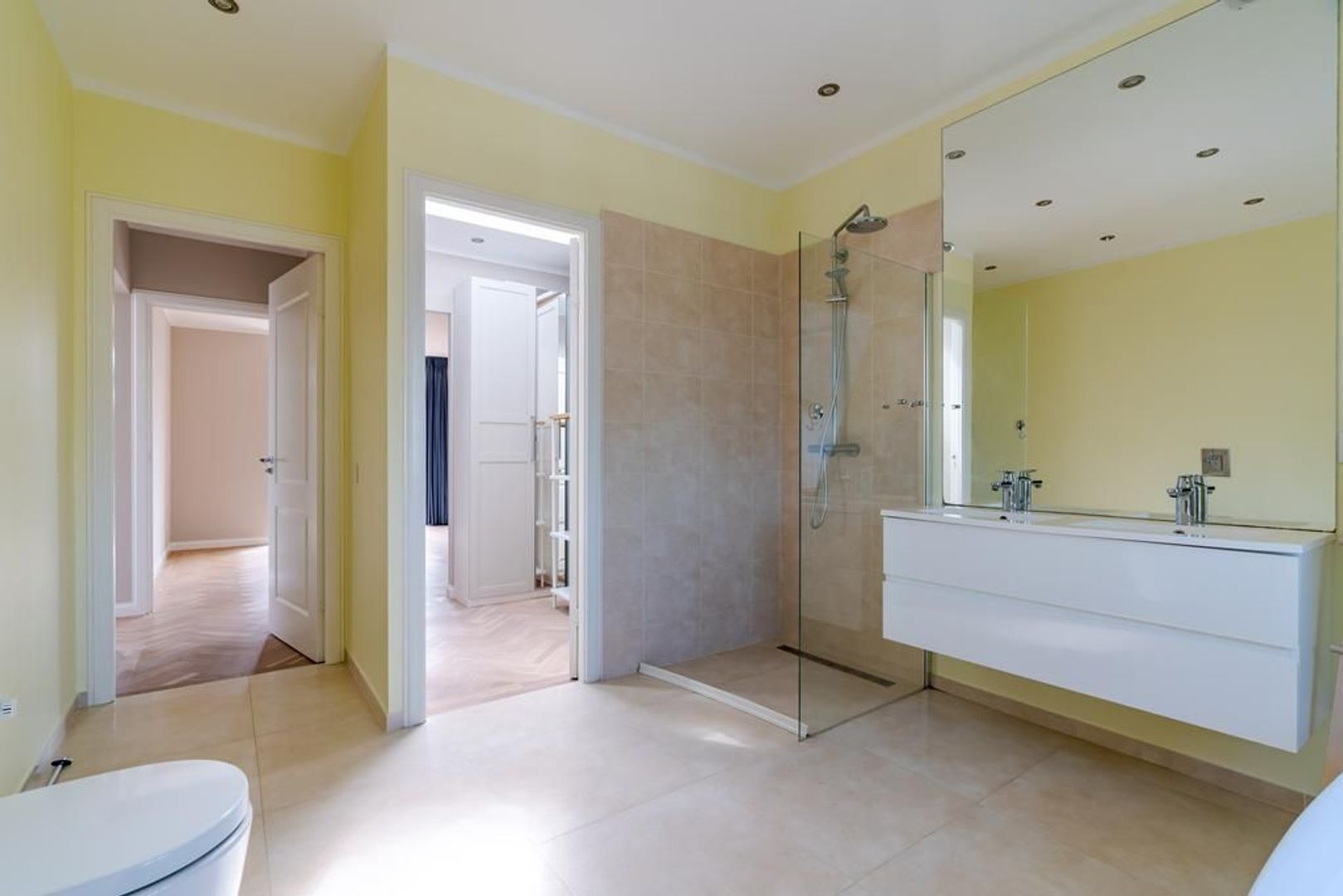 Stuyvesantstraat 253 .