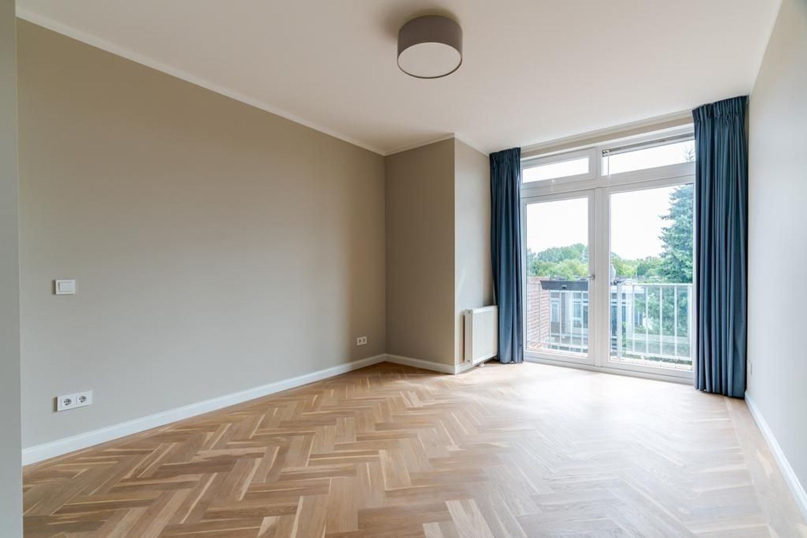 Stuyvesantstraat 253 .