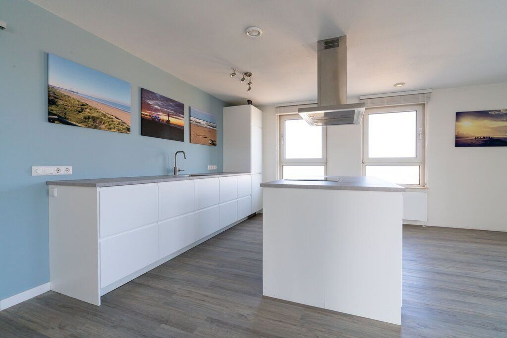 Gevers Deynootweg 1064 .