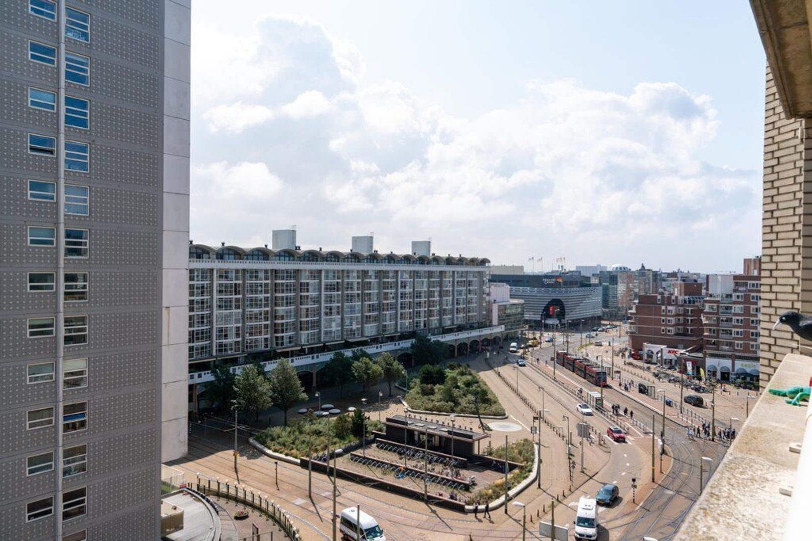 Gevers Deynootweg 1064 .