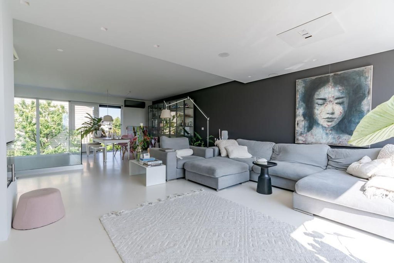 Aalscholveroever 8 .