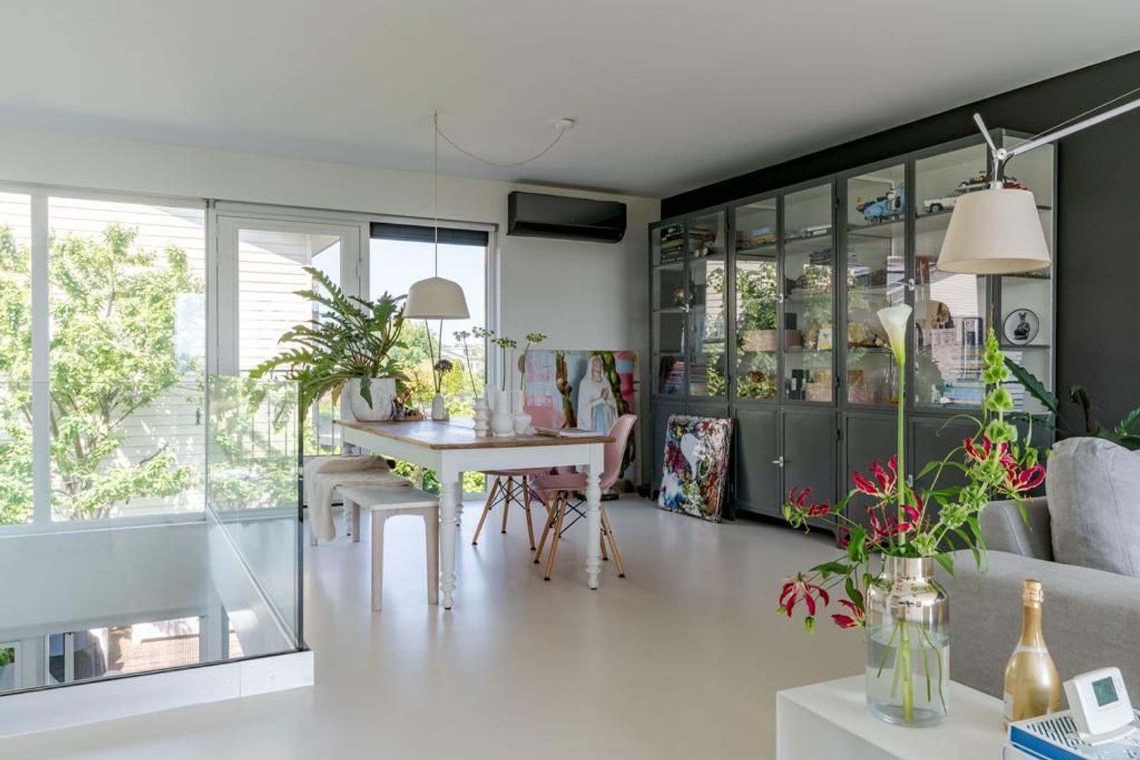 Aalscholveroever 8 .