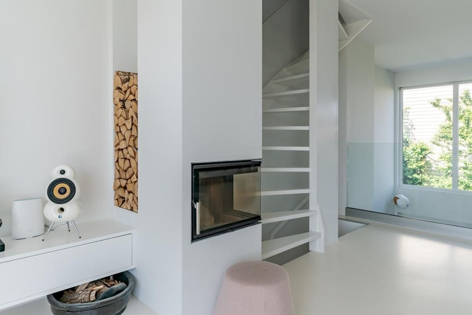 Aalscholveroever 8 .