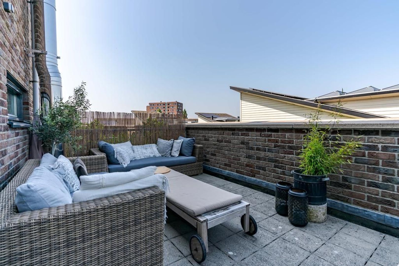 Aalscholveroever 8 .