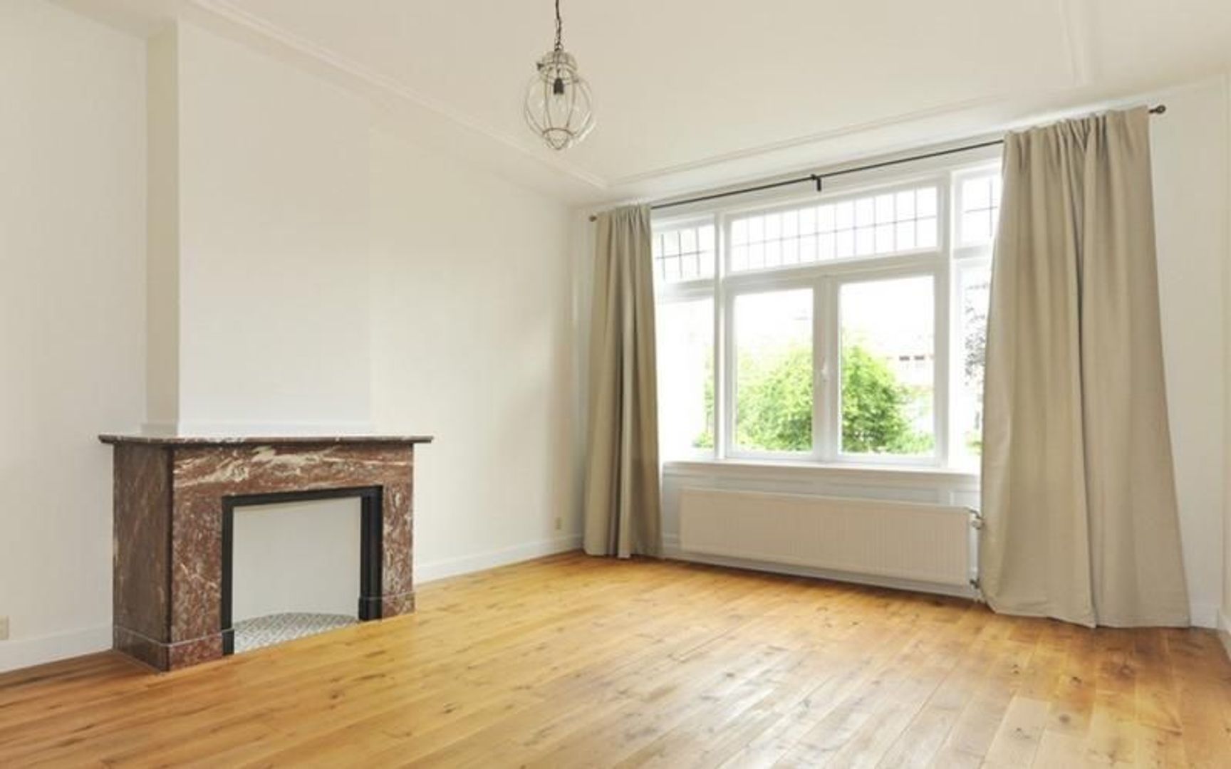 Jozef Israelslaan 45 .