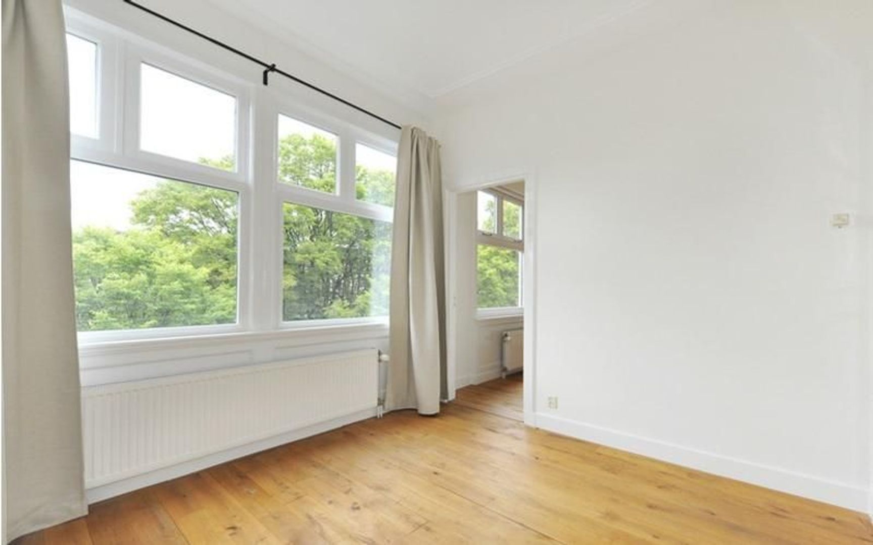 Jozef Israelslaan 45 .