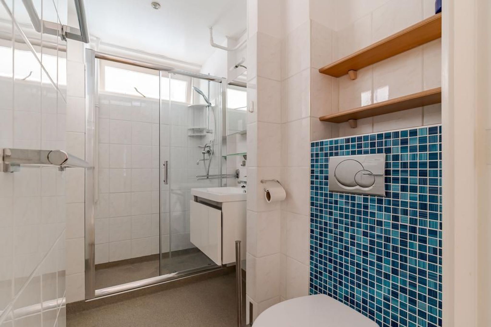 Kijkduinsestraat 832 .