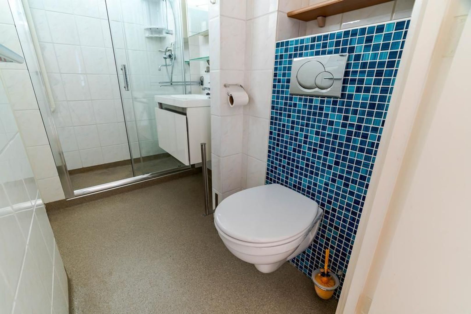 Kijkduinsestraat 832 .