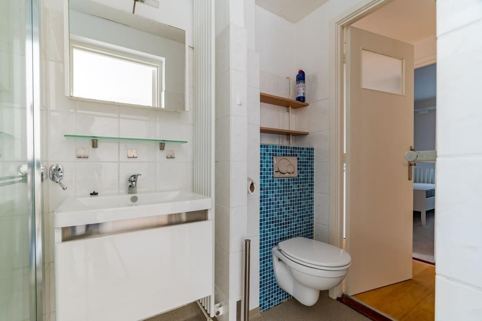 Kijkduinsestraat 832 .