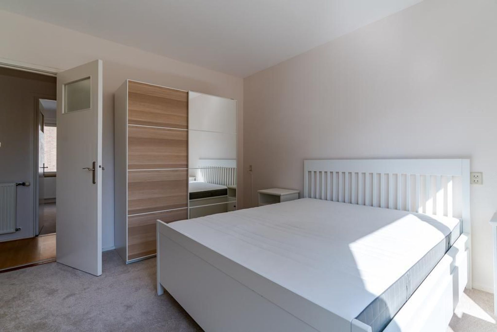 Kijkduinsestraat 832 .