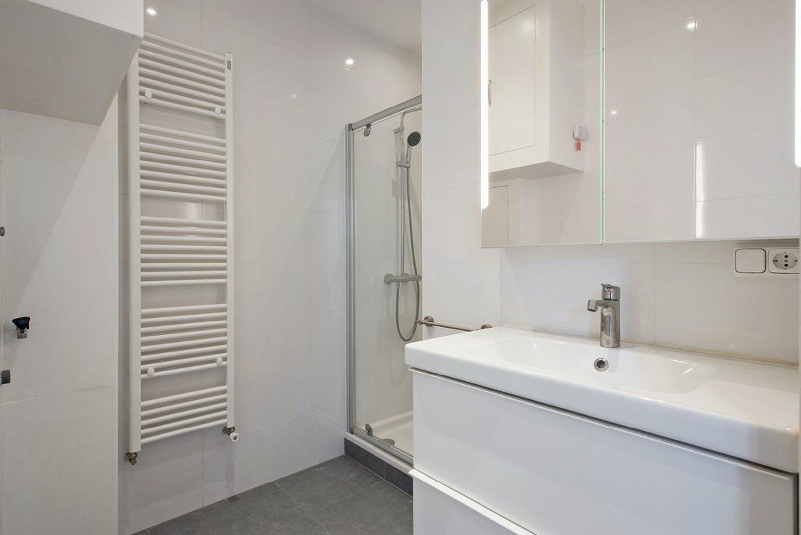 Van Boetzelaerlaan 96 A.