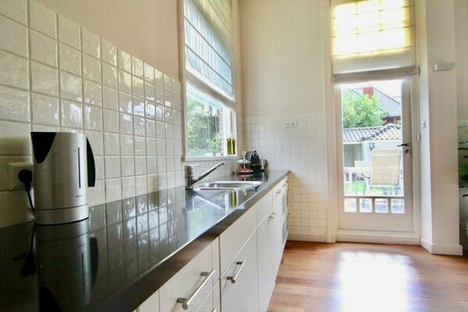 van Vredenburchweg 81 .