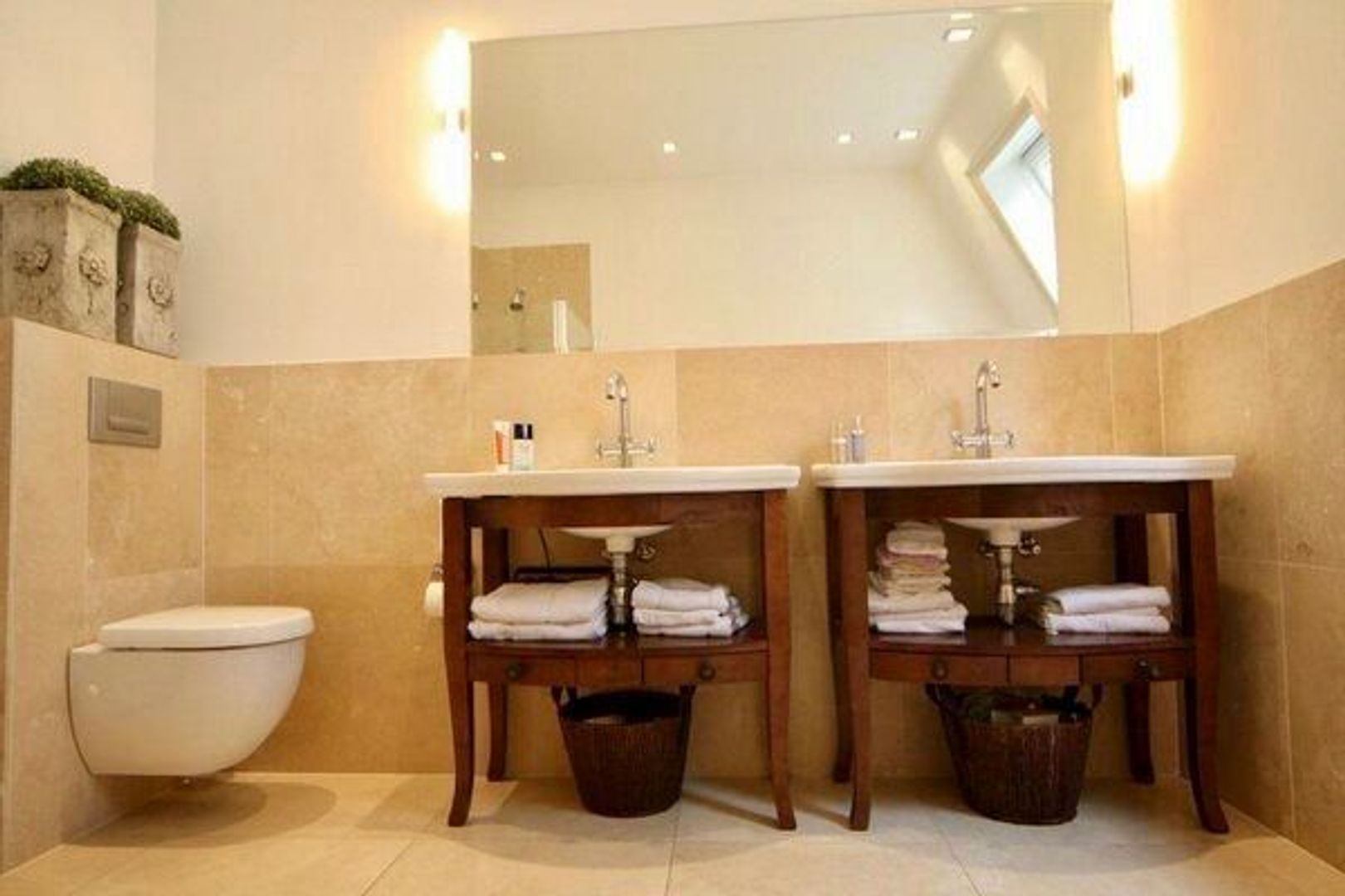 van Vredenburchweg 81 .