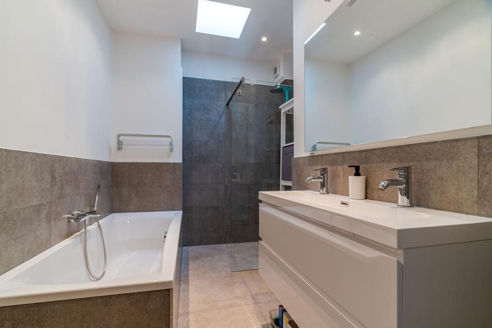 Van Heutszstraat 107 A.