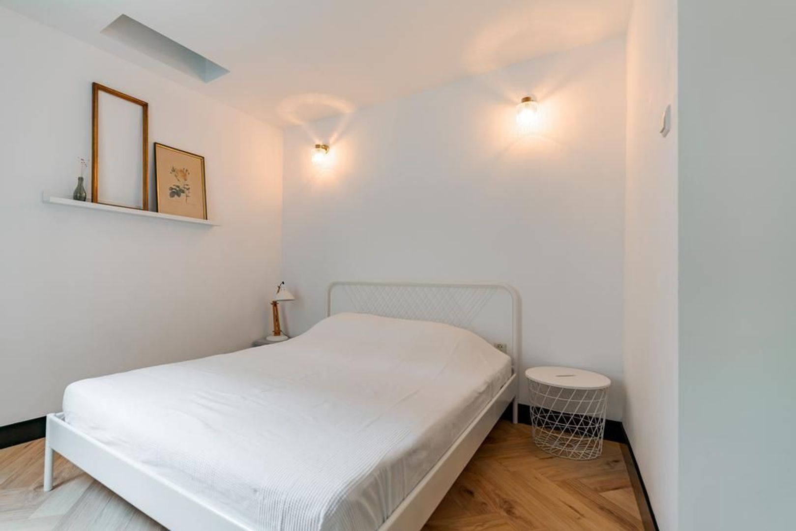 Van Merlenstraat 5 .