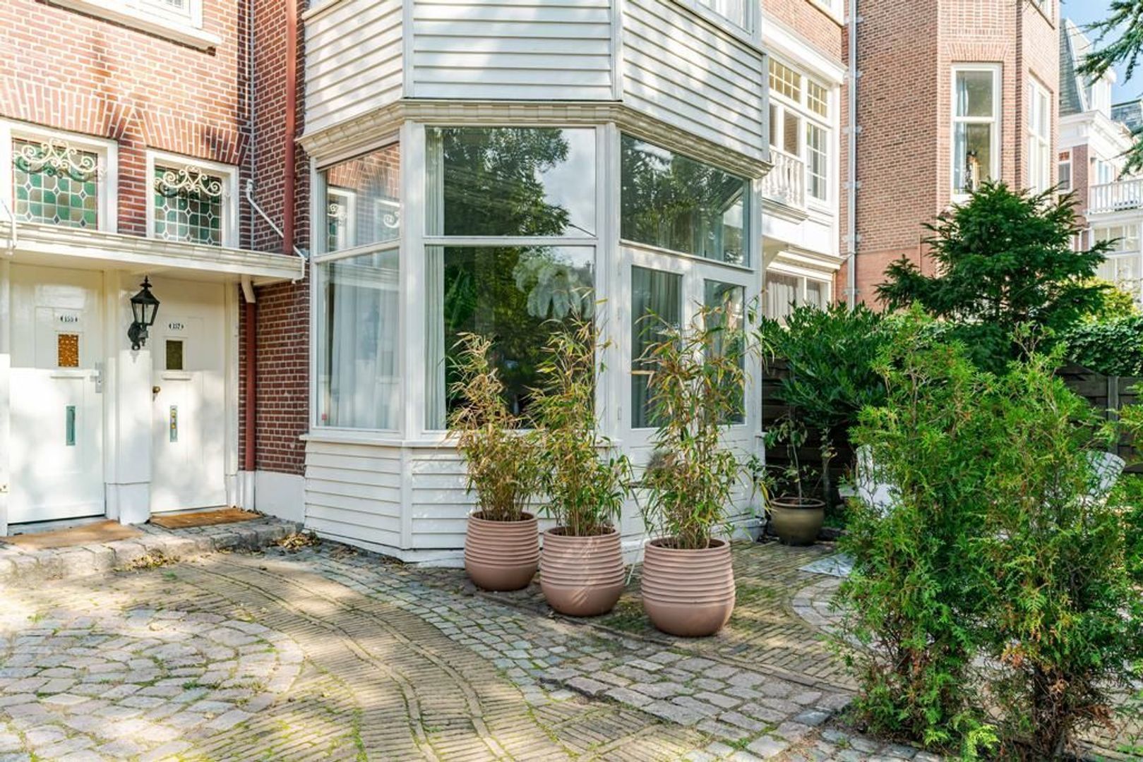 Nieuwe Parklaan 157 .