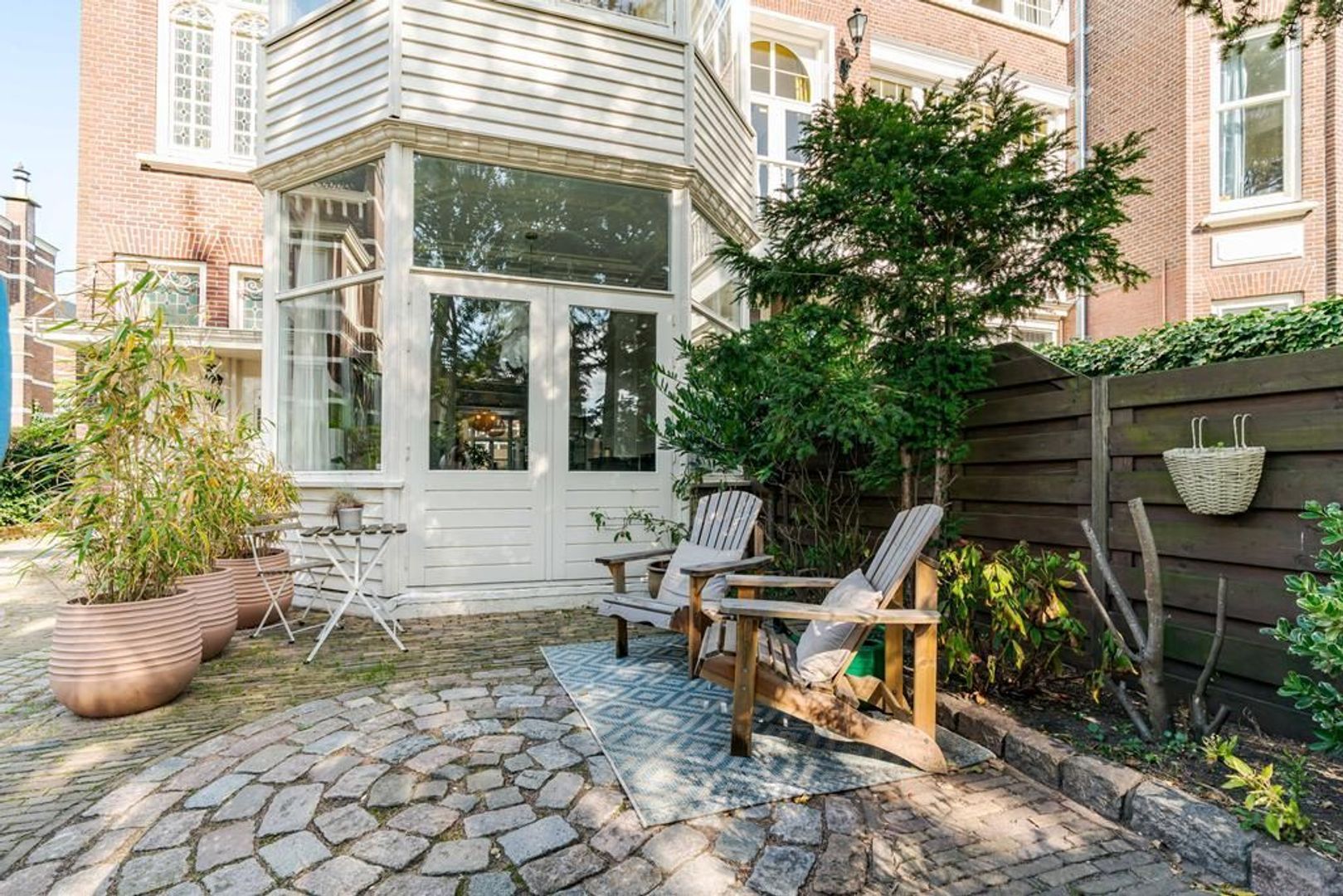 Nieuwe Parklaan 157 .