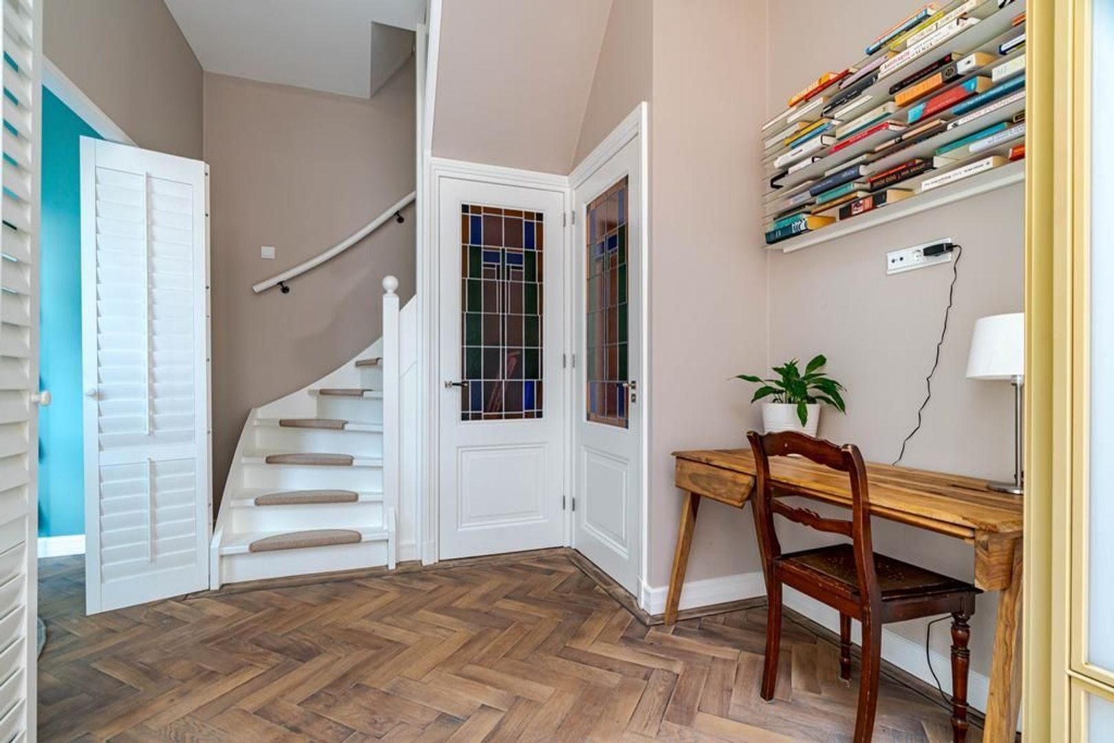 Nieuwe Parklaan 157 .