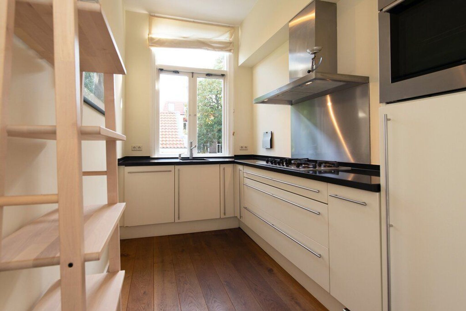 2e De Riemerstraat 75 .