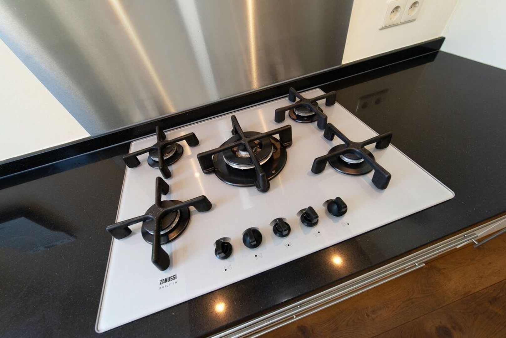 2e De Riemerstraat 75 .