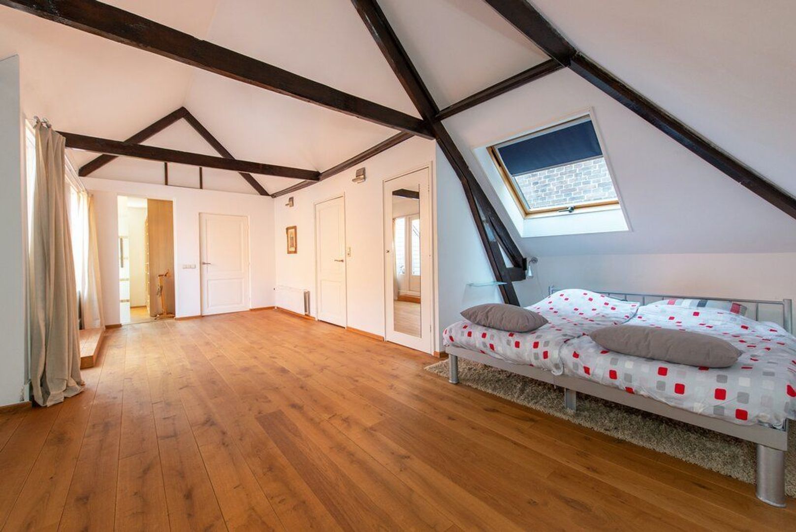 2e De Riemerstraat 75 .