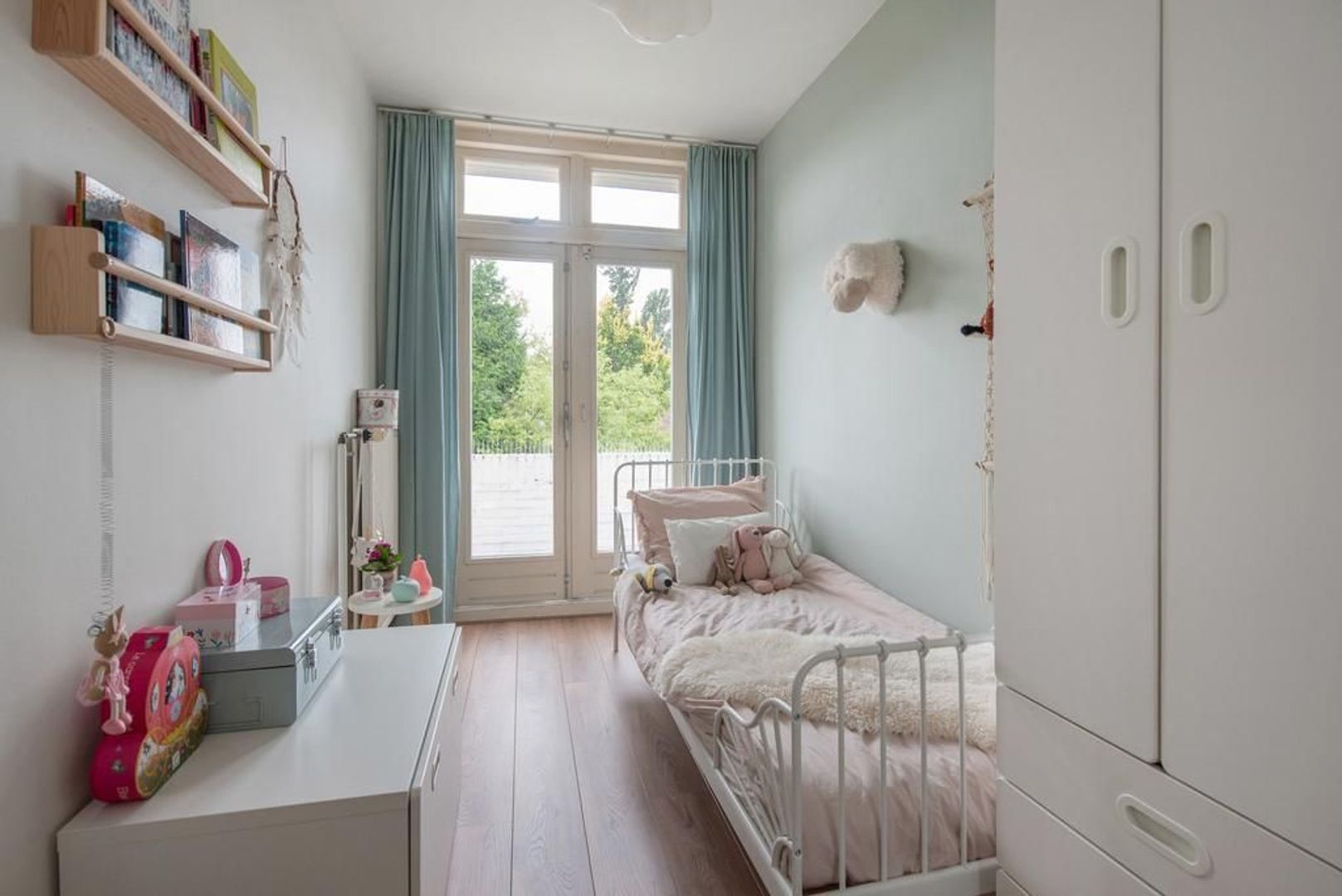 Hart Nibbrigkade 120 .