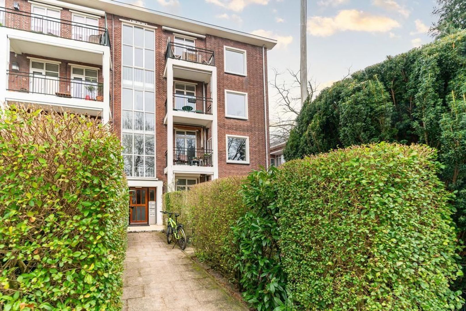 Van der Houvenstraat 9