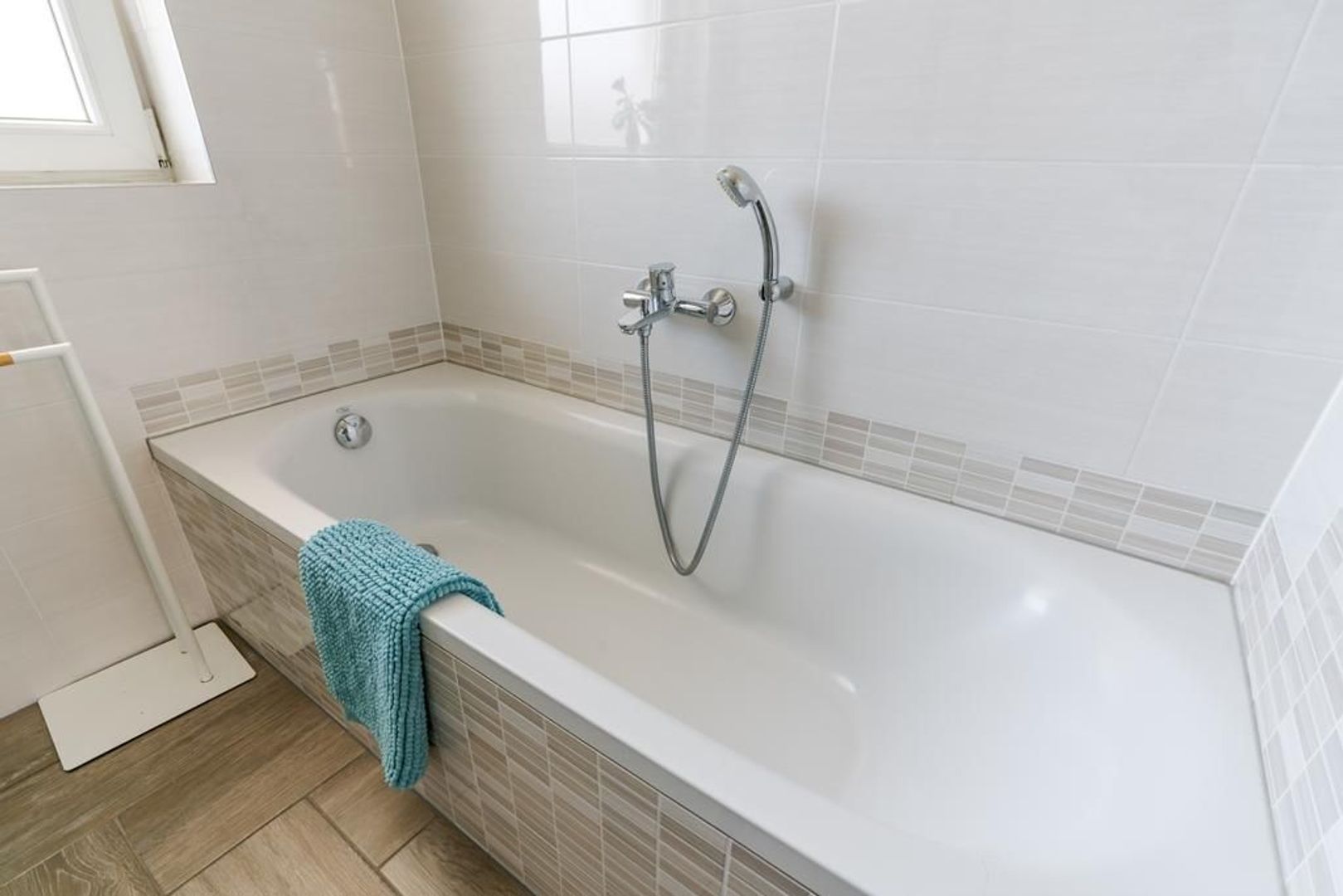 Van Kinsbergenstraat 25 .