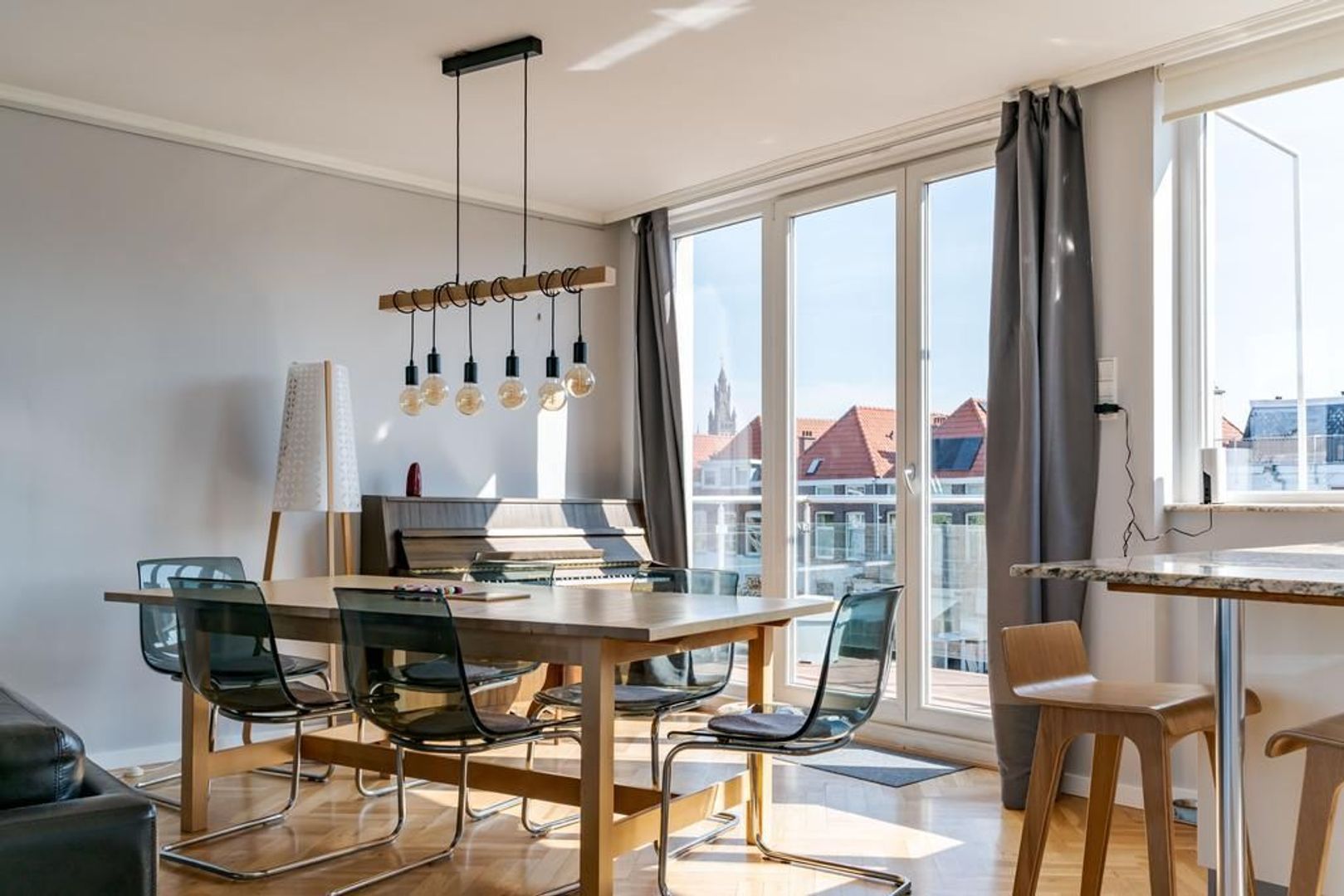 Van Kinsbergenstraat 25 .