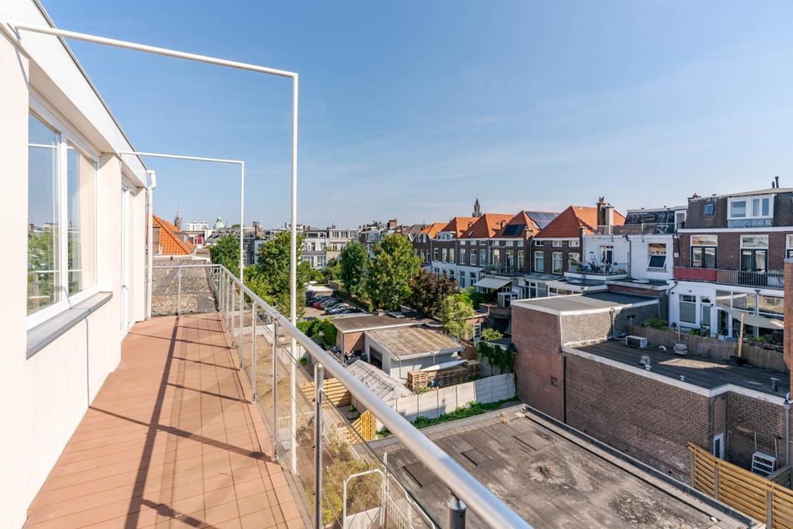 Van Kinsbergenstraat 25 .