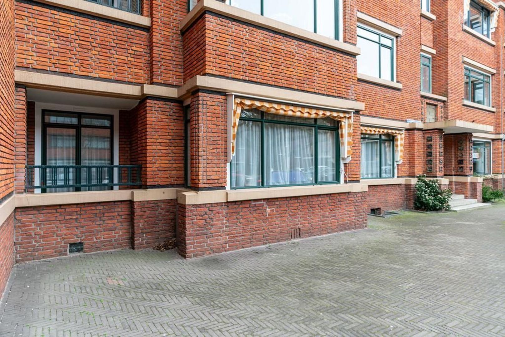 Louis Couperusplein 36